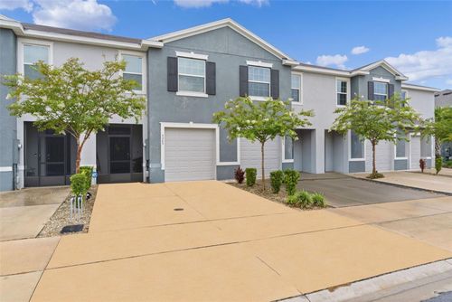 5365 Pinecone Ct, WILDWOOD, FL, 34785-7748 | Card Image