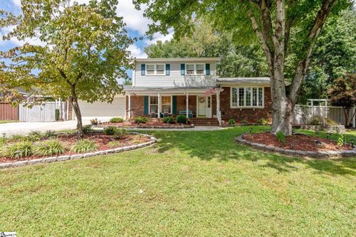 7 Confederate Cir, Taylors, SC, 29687-3958 | Card Image
