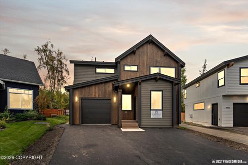 9191 Chapelle Cir, Anchorage, AK, 99507-3929 | Card Image