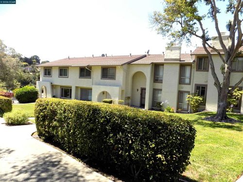 30 30 Greenview Lane, Richmond, CA, 94803-1208 | Card Image
