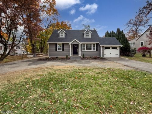 15 Horsehill Rd, Cedar Knolls, NJ, 07927-2003 | Card Image