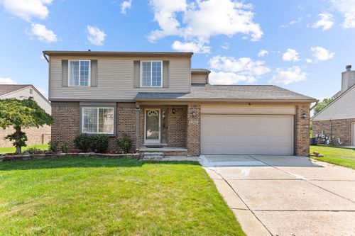 40989 Westfield Cir, Canton, MI, 48188-3198 | Card Image