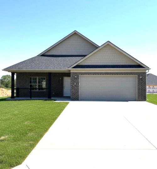 110 Center St, London, KY, 40741-1492 | Card Image