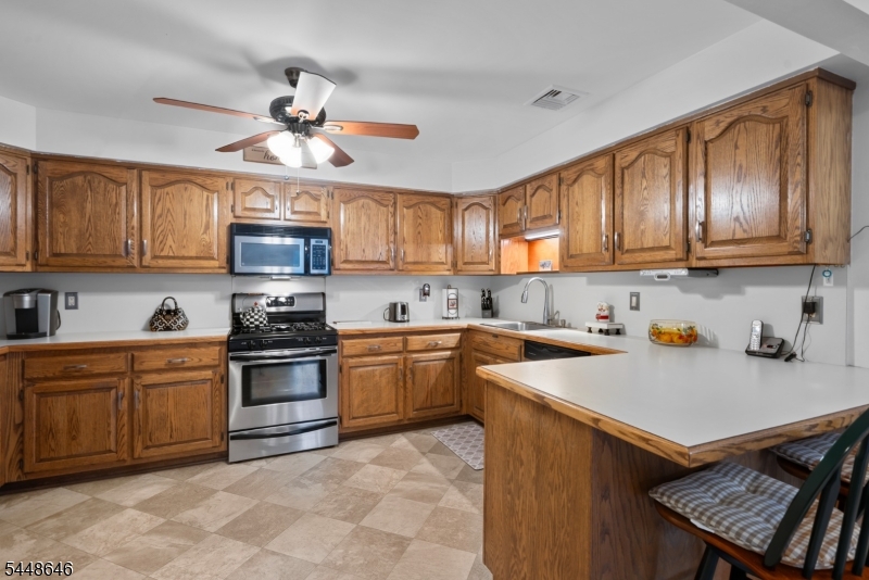 Residential in Clifton City 4