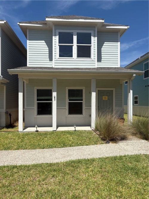 130 Lavaca Cir, Rockport, TX, 78382-2067 | Card Image