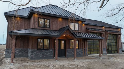 84415 Division Line, Dungannon, ON, N0M1R0 | Card Image