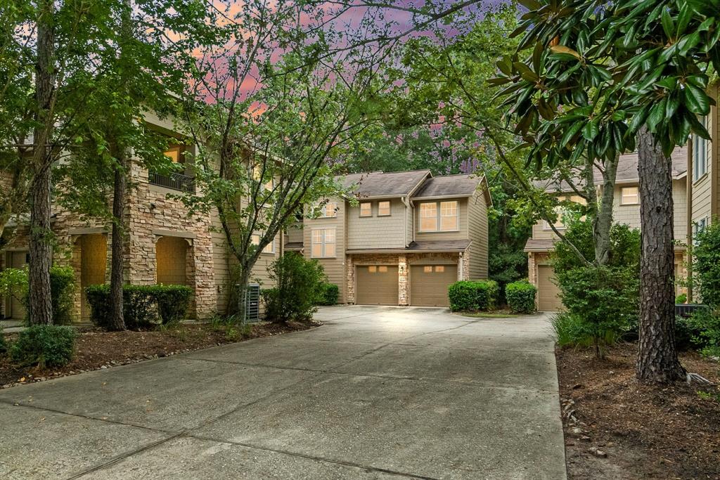 Woodlily Pl, Spring, TX 77382