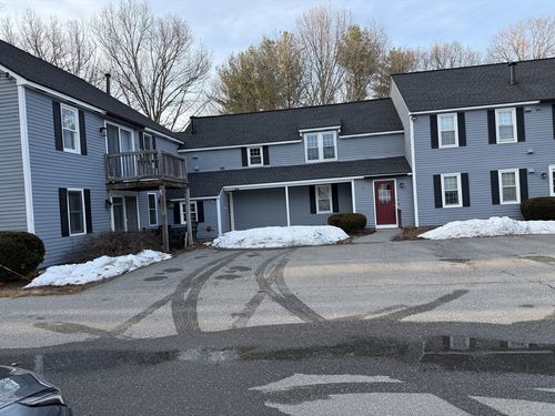 unit-4-39 Lantern Ln, Dracut, MA, 01826-4563 | Card Image