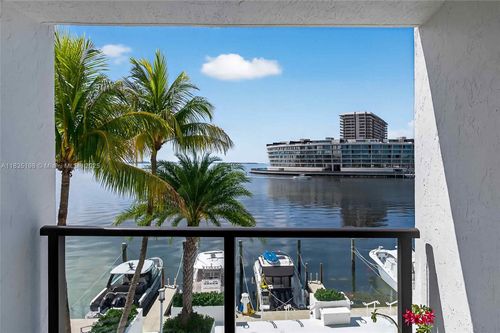 apt-3a-1600 S Bayshore Ln, Coconut Grove, FL, 33133-4028 | Card Image