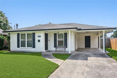 1217 N Cumberland St, Metairie, LA, 70003-5839 | Card Image