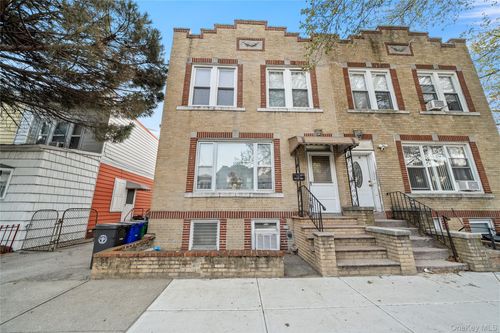 68-40 78th St, Middle Village, NY, 11379-2831 | Card Image