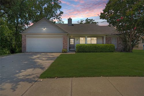 8309 Spinnaker Cv, Rowlett, TX, 75089-2529 | Card Image