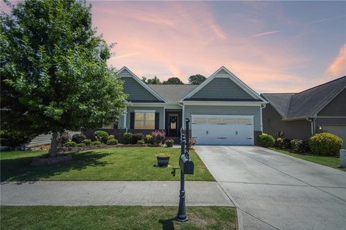 4601 Sweetwater Dr, Gainesville, GA, 30504-9272 | Card Image