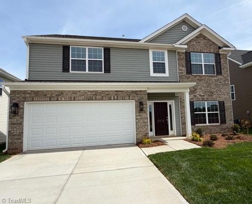 3713 Contimental Sq, Kernersville, NC, 27284-0229 | Card Image