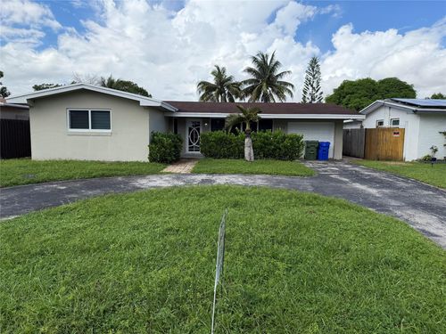 1130 Nw 83rd Way, Pembroke Pines, FL, 33024-4934 | Card Image