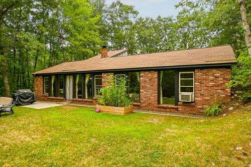 10 Sky Ln, North Waterboro, ME, 04061-4216 | Card Image
