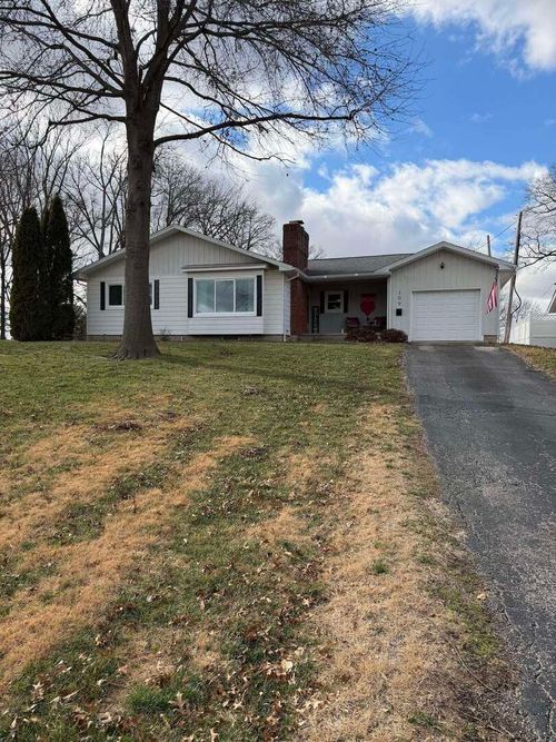 109 S Beaucoup St Street, Pinckneyville, IL, 62274 | Card Image