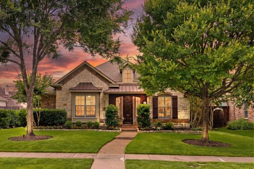 10051 Beachwood Dr, Frisco, TX, 75033-1370 | Card Image