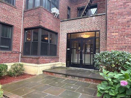 apt-3c-160 S Middle Neck Rd, Great Neck, NY, 11021-4603 | Card Image