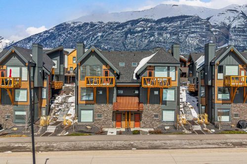 102g-1200 Three Sisters Pky, Canmore, AB, T1W0M5 | Card Image