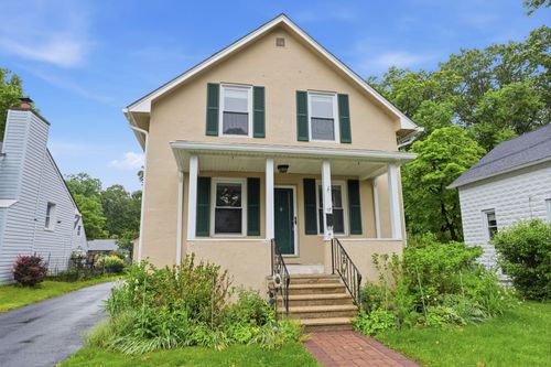 17 Berrien Ave, West Windsor, NJ, 08550-1301 | Card Image
