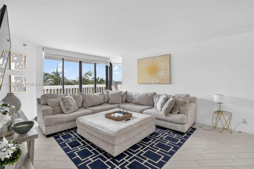 503-1000 Island Blvd, Aventura, FL, 33160 | Card Image
