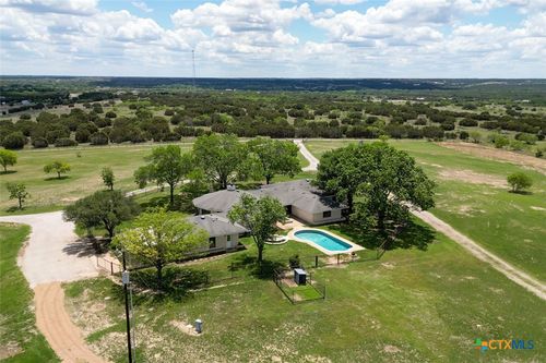 614 County Road 207, Burnet, TX, 78611-6177 | Card Image