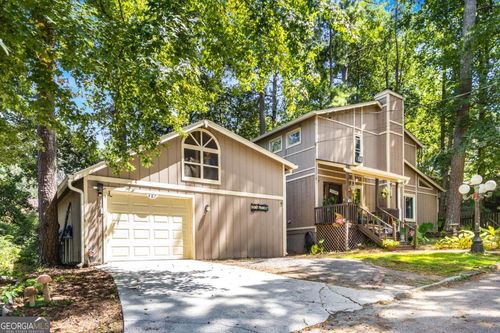 487 Magnolia Dr, Pine Lake, GA, 30072-2802 | Card Image