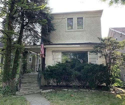 828 N Ridgeland Ave, Oak Park, IL, 60302-1440 | Card Image