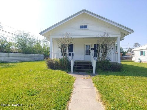 105 5th St, Abbeville, LA, 70510-6643 | Card Image