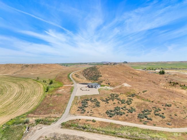 8142 Us Highway 95, House other with 3 bedrooms, 2 bathrooms and 2 parking in Marsing ID | Image 43