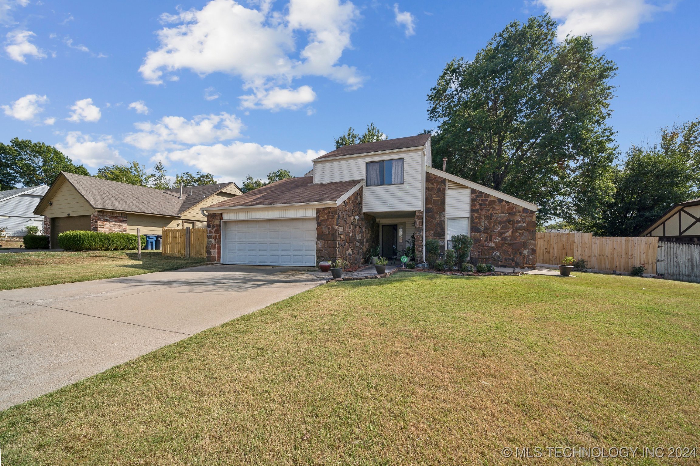 28th Pl, Tulsa, OK 74134