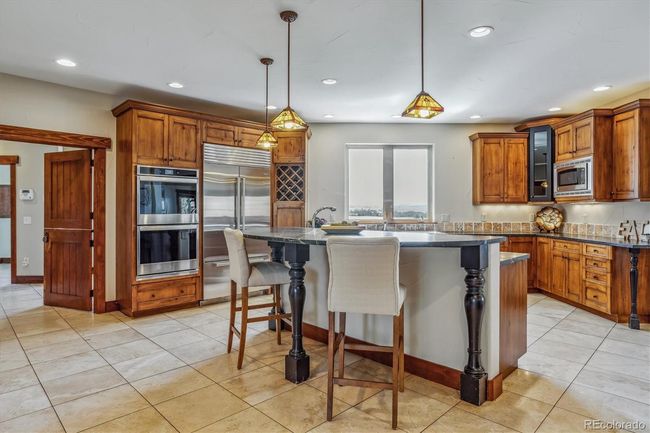 Kitchen | Image 8