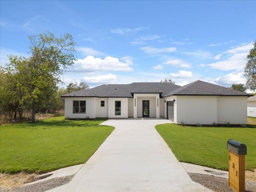 131 Koele Ct, Bastrop, TX, 78602-2085 | Card Image