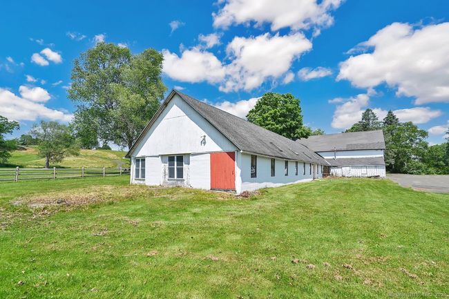 Barn | Image 32