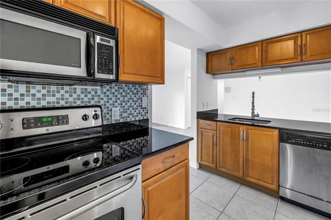 APT-103 - 3300 Haviland Ct, Condo with 1 bedrooms, 1 bathrooms and null parking in PALM HARBOR FL | Image 10