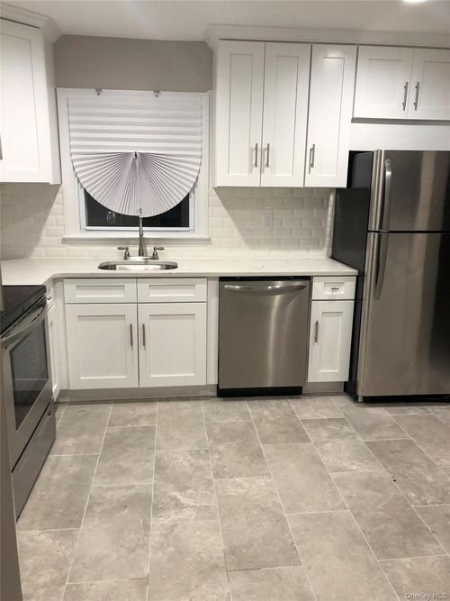 unit-1-493 Griffin St, Oceanside, NY, 11572-1900 | Card Image
