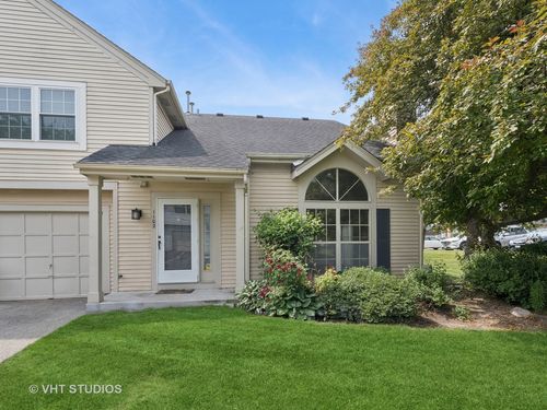 1102 N Knollwood Dr, Palatine, IL, 60067-2069 | Card Image