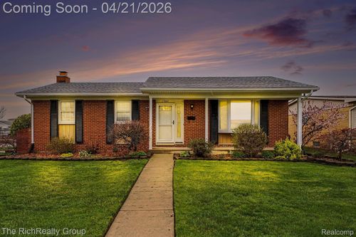 15046 Malcolm St, Southgate, MI, 48195-2369 | Card Image