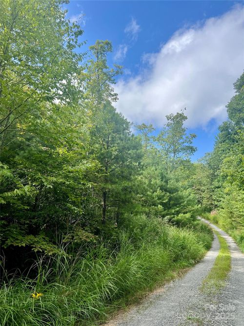 f2-F2 Emma Bri Lane, Hendersonville, NC, 28739 | Card Image