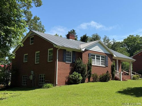 420 Rodwell St, Warrenton, NC, 27589-1728 | Card Image