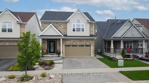 10 Silverbrook Ave, Lindsay, ON, K9V0L9 | Card Image