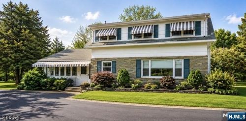 34 Passaic Ave, Fairfield, NJ, 07004-3522 | Card Image