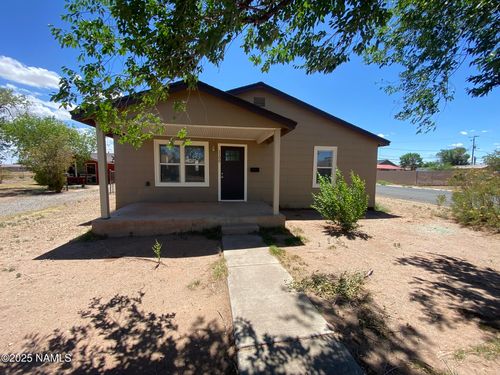 1100 N Williamson Ave, Winslow, AZ, 86047-2728 | Card Image
