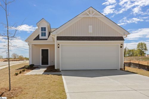 1 Golden Acre Ct, Simpsonville, SC, 29681-3264 | Card Image