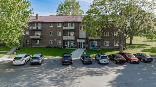 302-57 Baldoon Rd, Chatham, ON, N7L1E2 | Card Image