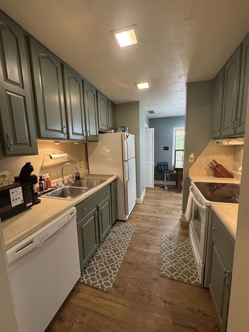 210 Oakwood St, Elkhart, TX, 75839-6426 | Card Image