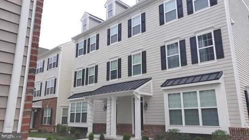 633 Mccomb Pl, CLAYMONT, DE, 19703-2141 | Card Image