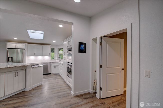 7493 State Route 9, House other with 3 bedrooms, 3 bathrooms and 2 parking in Sedro Woolley WA | Image 10