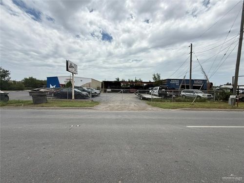 300 N Veterans Blvd, Edinburg, TX, 78541-3640 | Card Image